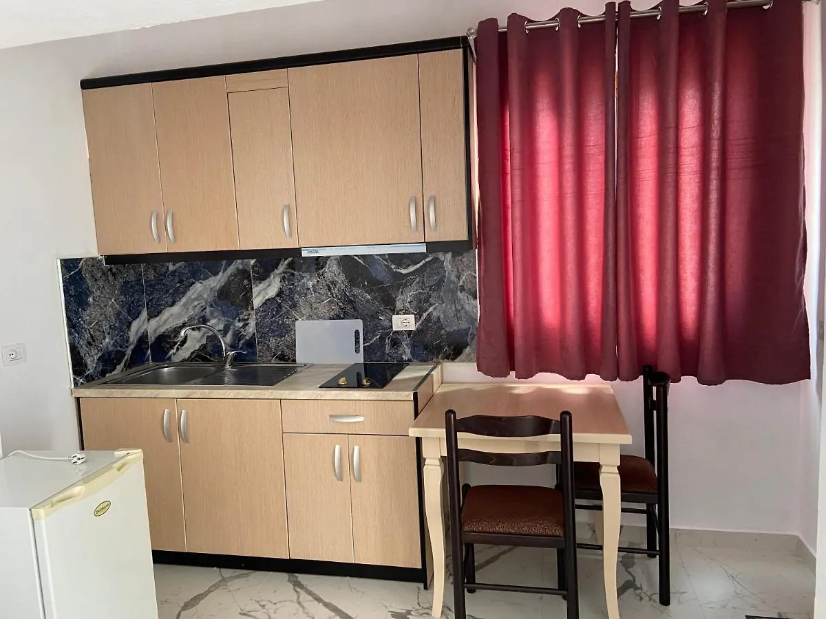 Amar Seaside Apartment Ksamil