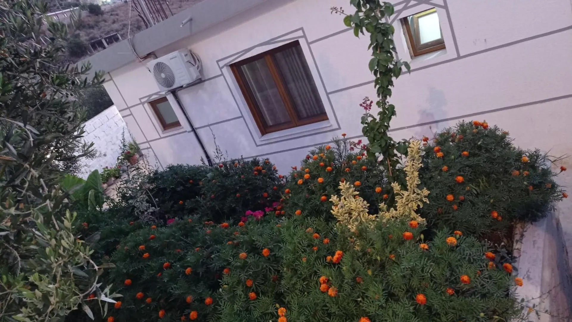 Amar Seaside Apartment Ksamil Albania